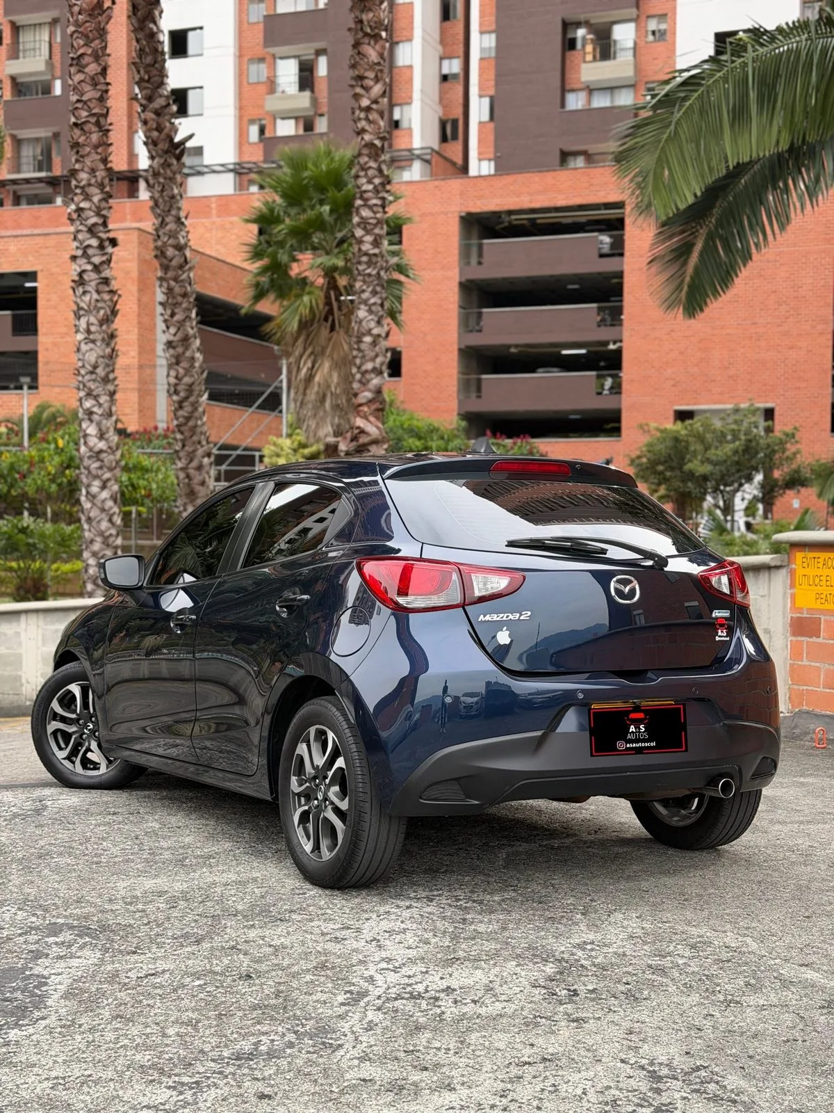 Mazda 2 Grand Touring 2017 — foto 3 de 11