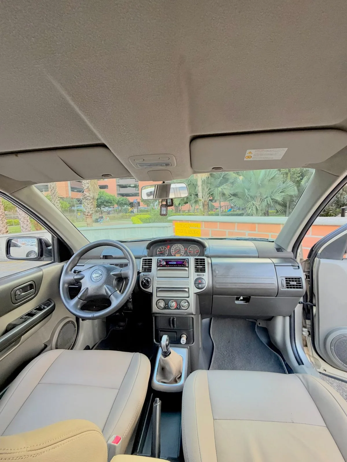 Nissan X-trail Classic 2013 — foto 9 de 12