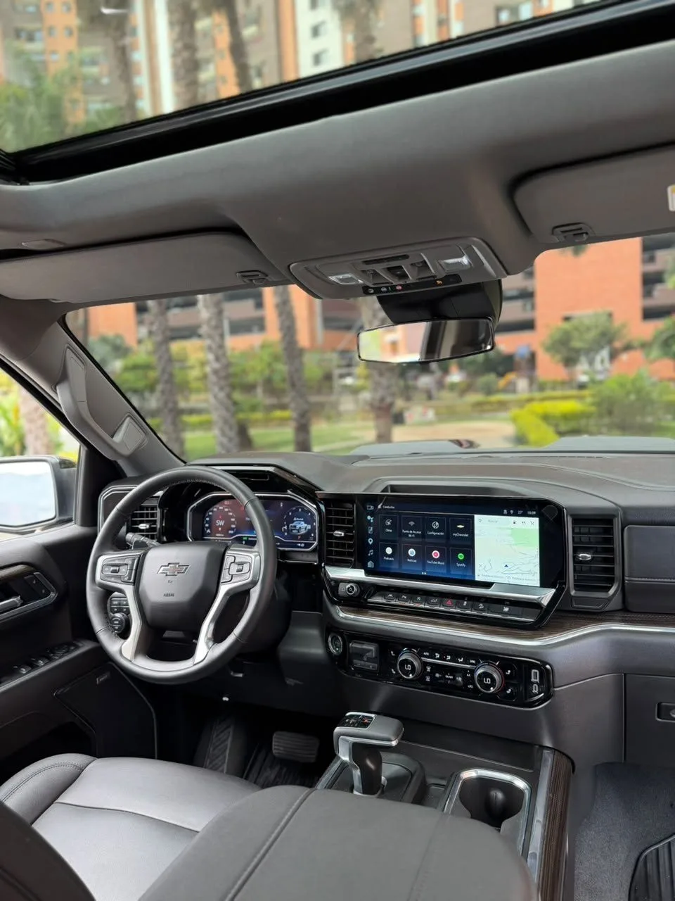 Chevrolet Silverado Z71 2025 — foto 10 de 11