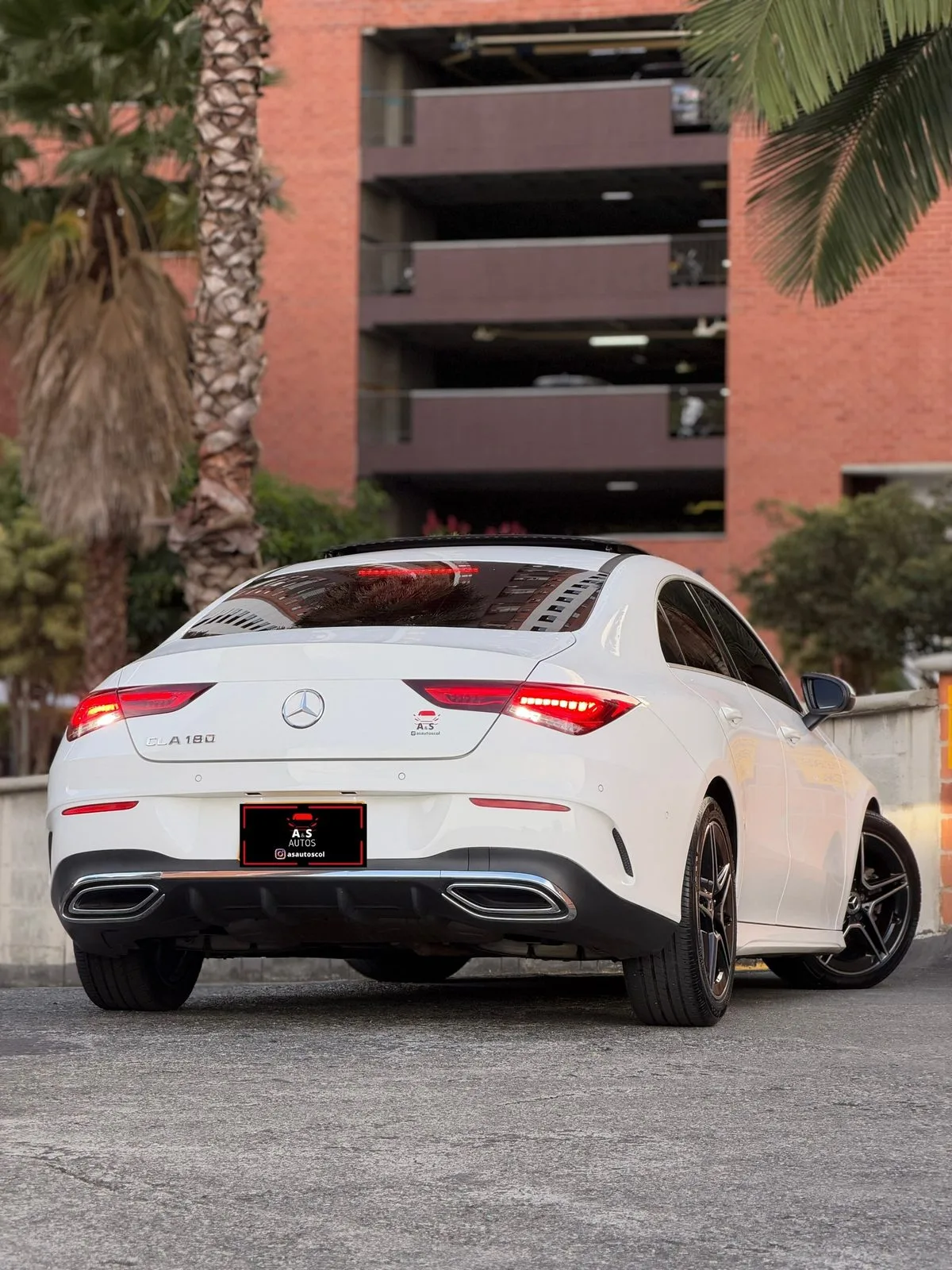 Mercedes Benz CLA180 Amg Line 2020 — foto 8 de 11
