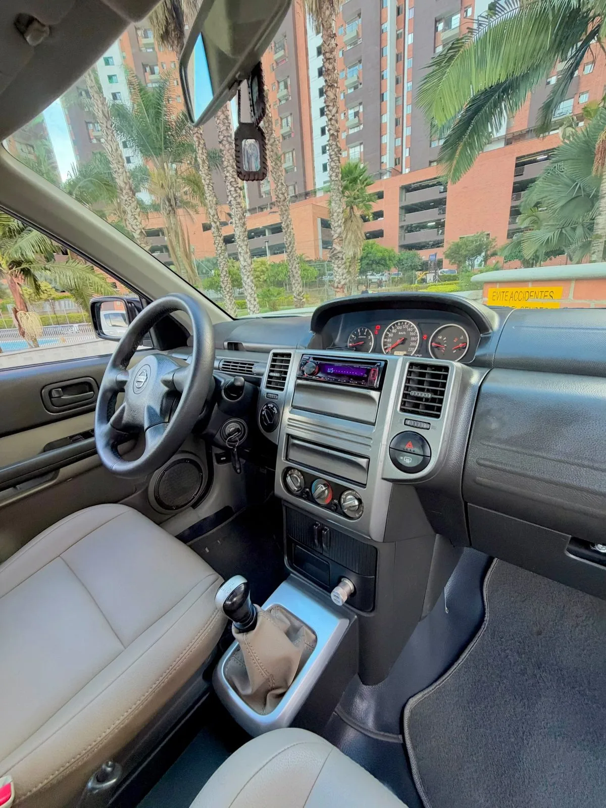 Nissan X-trail Classic 2013 — foto 5 de 12
