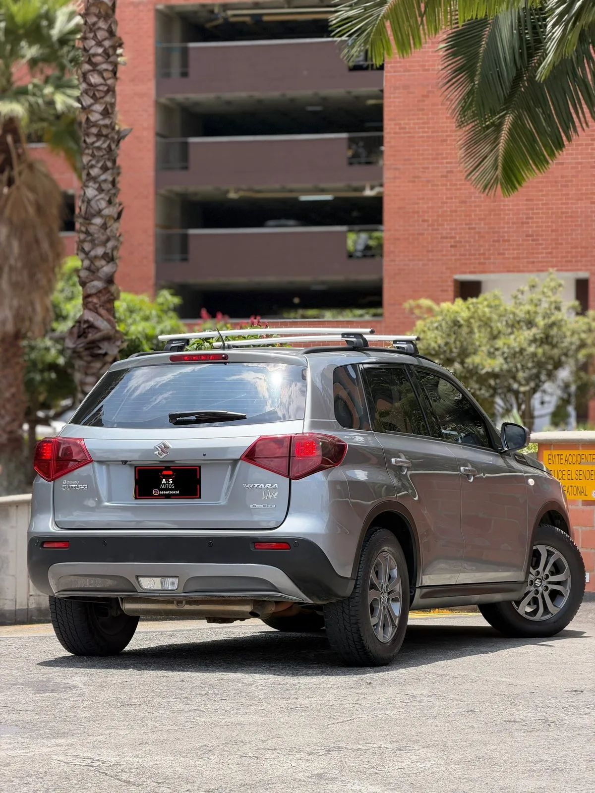 Suzuki Vitara All Grip 2022 — foto 10 de 13